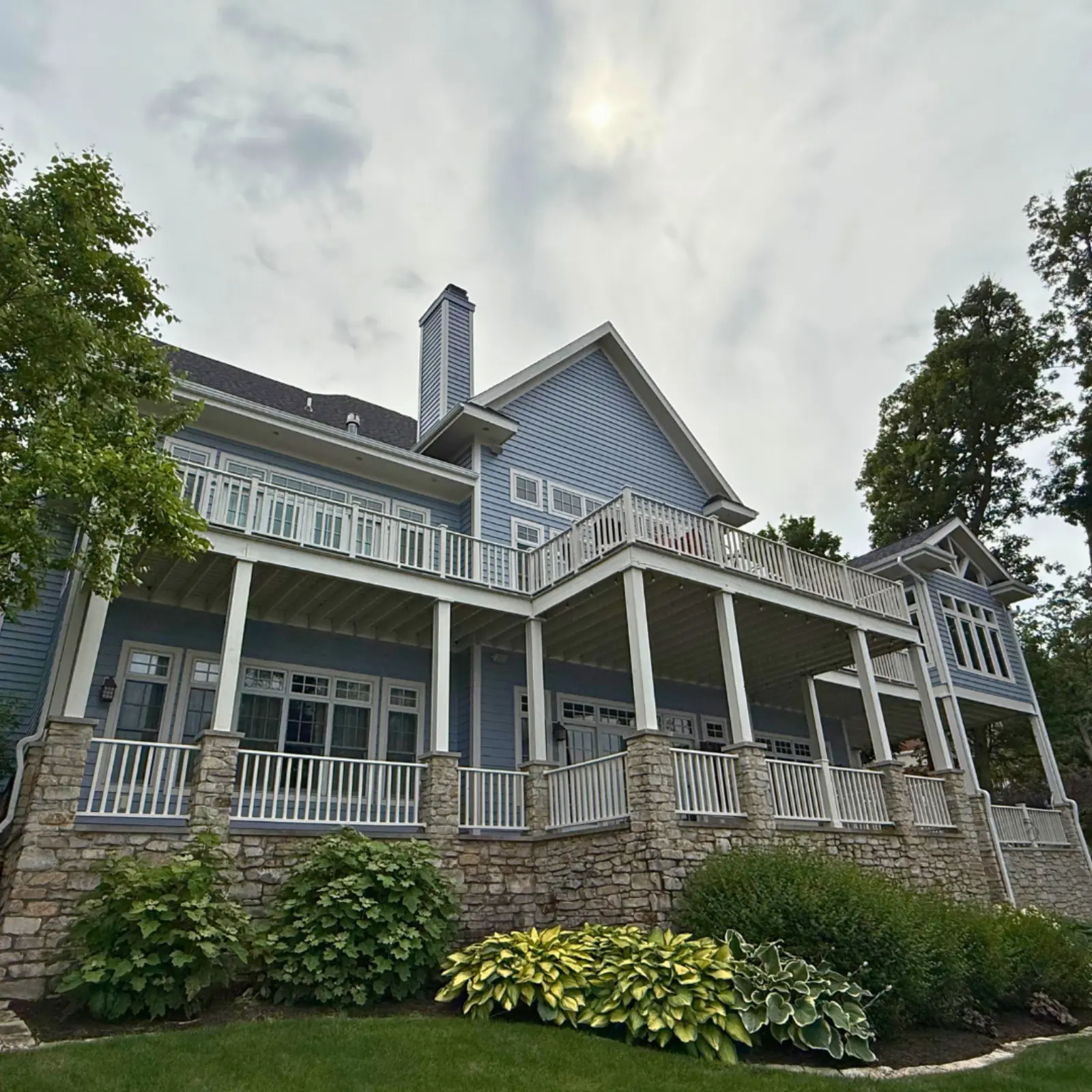 Gutters and downspouts painting in Sangamon County